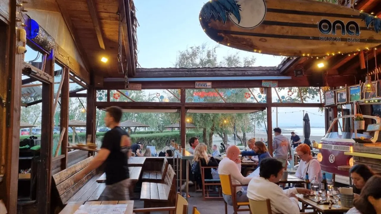 Apartamento Renovado En Barrio De Los Pescadores Roses Apartment